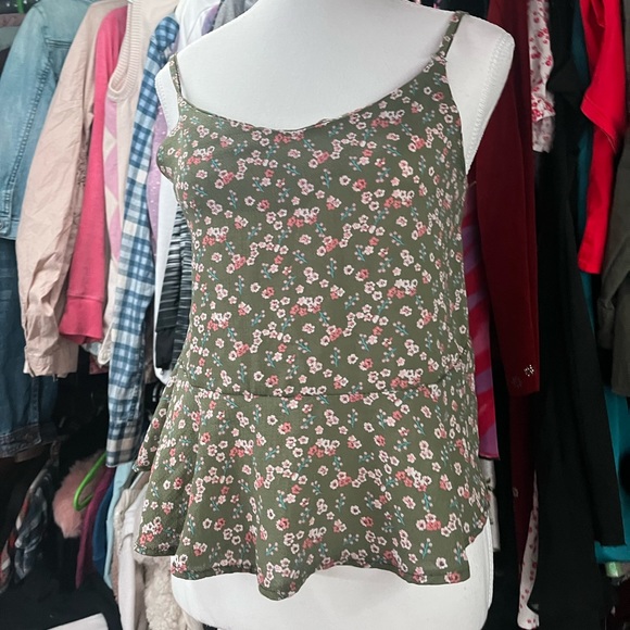floral tank top - Picture 3 of 3